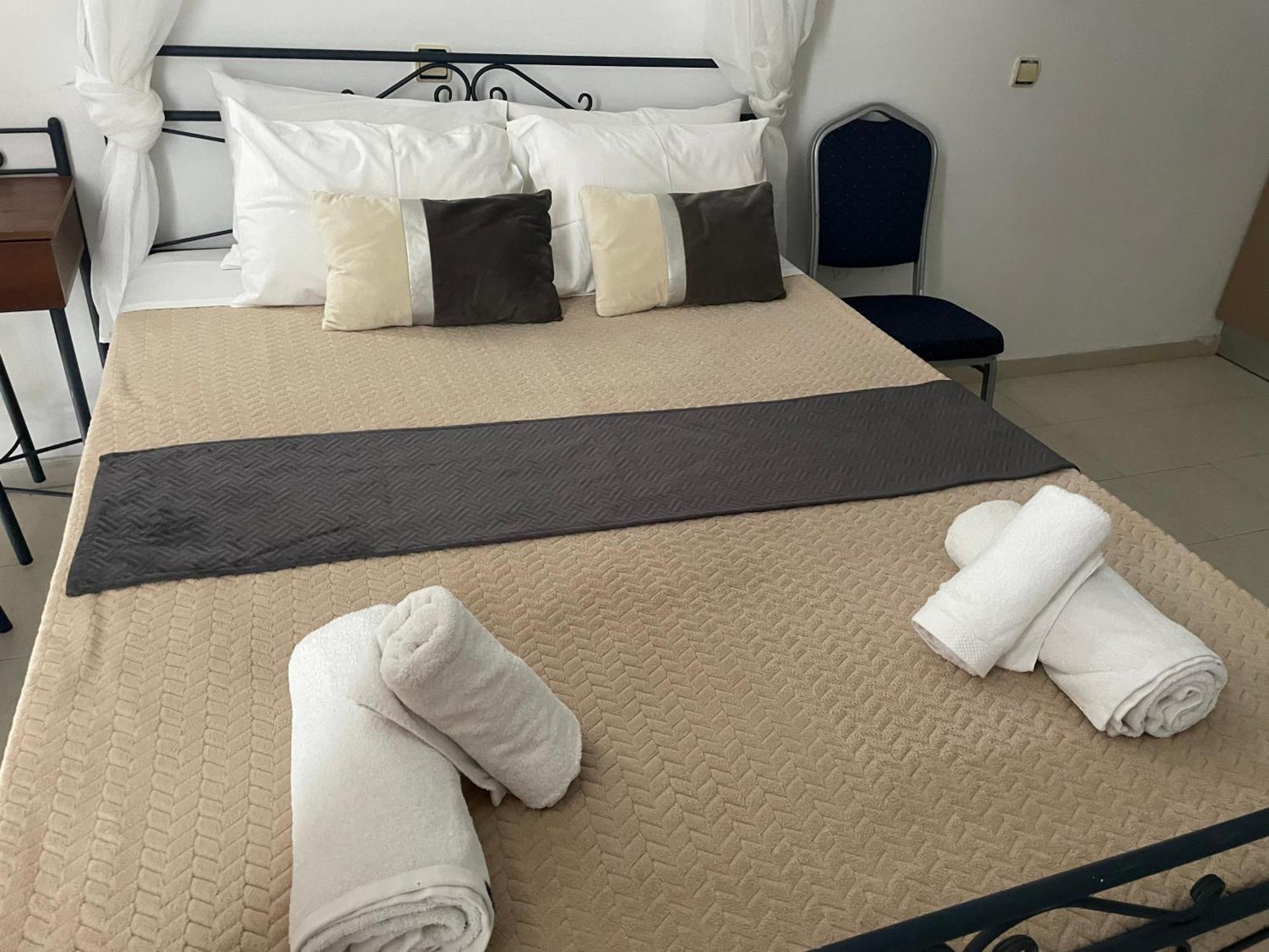 Anastasia Studios, Apartments & Suites Archangelos  Extérieur photo